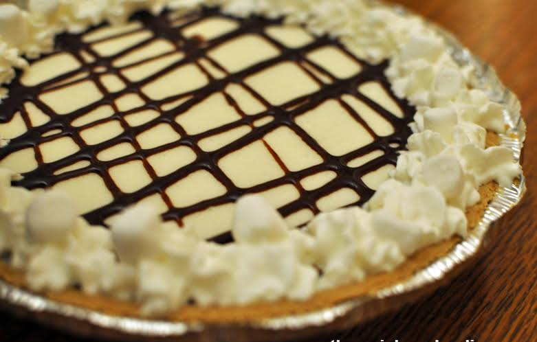 Old-Fashioned Amish Marshmallow Pie
