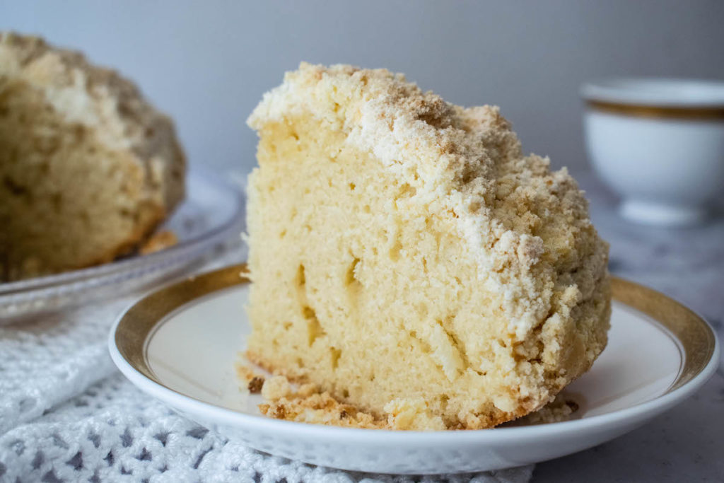 Super Super Easy Amish Crumb Cake