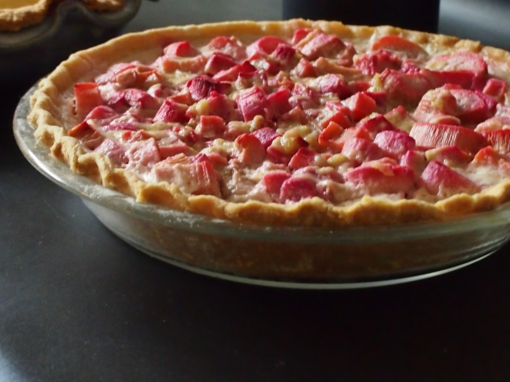 Rosanna's rhubarb cream pie