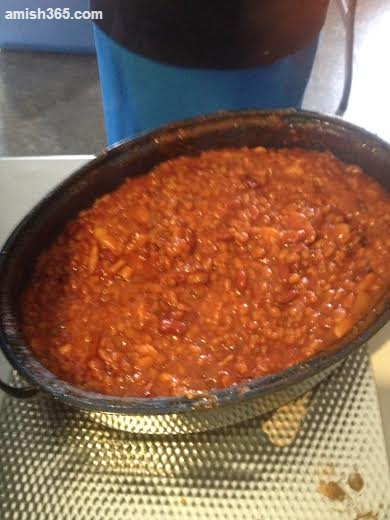 Some baked beans I saw at an Amish benefit supper once, Gloria's are delicious!