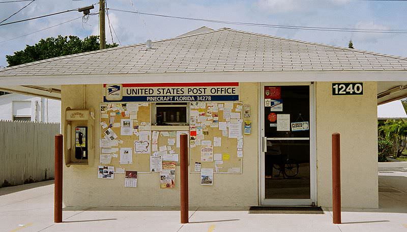 The Pincraft Post Office is still shuttered...