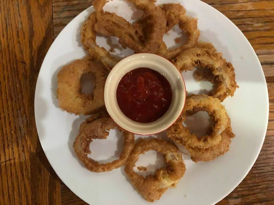 Old-Fashioned Crunchy Onion Rings
